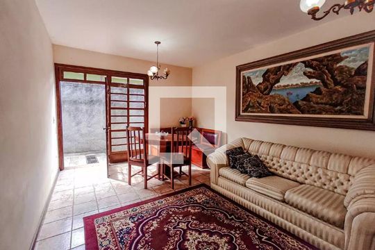 Casa à venda com 4 quartos, 330m² em Eldorado, Contagem