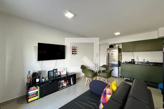Sala de apartamento para alugar com 1 quarto, 41m² em Santo Amaro, São Paulo