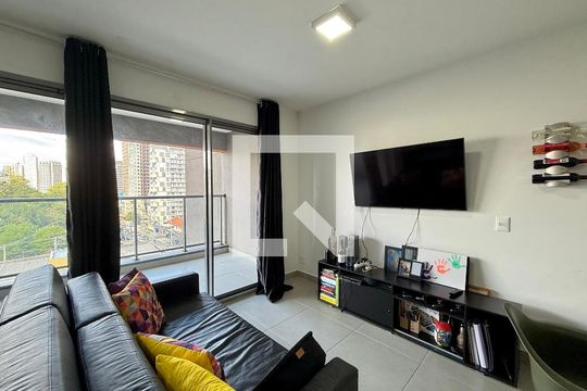 Sala de apartamento para alugar com 1 quarto, 41m² em Santo Amaro, São Paulo