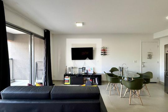 Quarto de apartamento para alugar com 1 quarto, 41m² em Santo Amaro, São Paulo