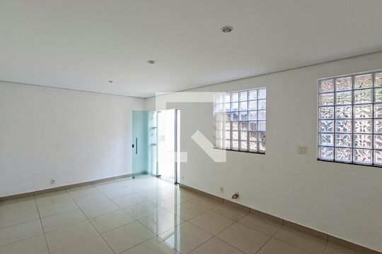 Casa à venda com 4 quartos, 280m² em Liberdade, Belo Horizonte