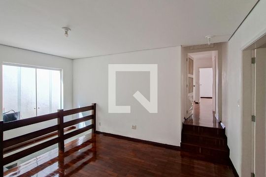 Casa à venda com 4 quartos, 280m² em Liberdade, Belo Horizonte