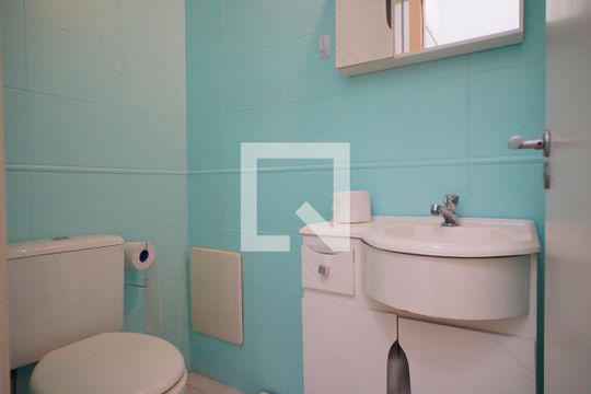 Lavabo de apartamento para alugar com 2 quartos, 80m² em Floresta, Porto Alegre