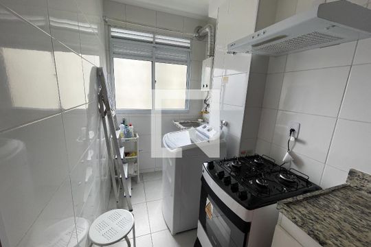 Cozinha de apartamento para alugar com 2 quartos, 44m² em Parque Duque, Duque de Caxias