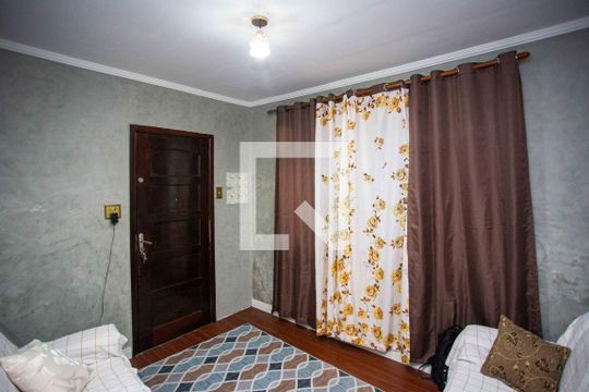 Sala de casa para alugar com 2 quartos, 70m² em Centro, Diadema