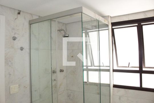 Apartamento à venda com 3 quartos, 280m² em Santa Cecilia, São Paulo