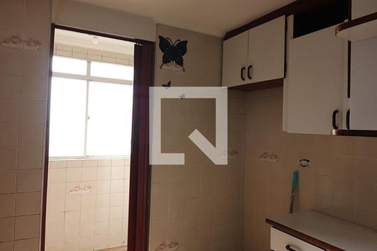 Banheiro Social de apartamento à venda com 2 quartos, 65m² em Santa Terezinha, São Bernardo do Campo