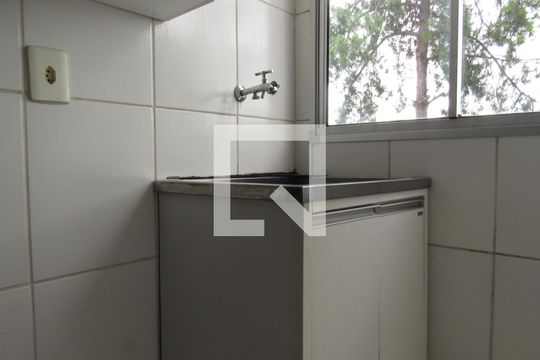 Área de Serviço de apartamento para alugar com 3 quartos, 50m² em Santa Maria, Osasco