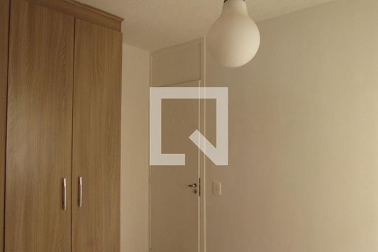 Quarto 1 de apartamento para alugar com 3 quartos, 50m² em Santa Maria, Osasco