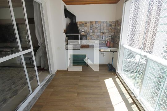 Varanda gourmet de apartamento para alugar com 4 quartos, 117m² em Chácara Agrindus, Taboão da Serra