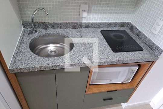 Apartamento para alugar com 1 quarto, 23m² em Santo Amaro, São Paulo
