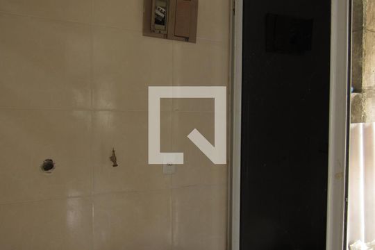 Área de Serviço - Entrada de casa para alugar com 1 quarto, 80m² em Santa Maria, Osasco
