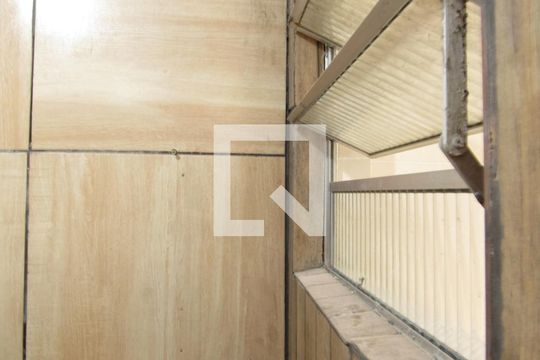 Banheiro de casa para alugar com 1 quarto, 80m² em Santa Maria, Osasco