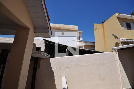 Vista da Sala de casa para alugar com 2 quartos, 153m² em Vila Mazzei, São Paulo