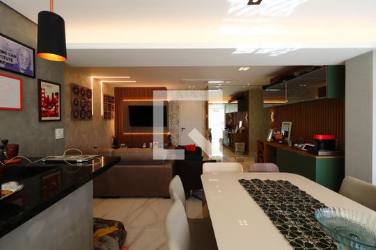 Sacada de apartamento à venda com 3 quartos, 112m² em Tatuapé, São Paulo