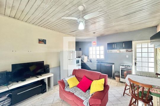 Sala de casa à venda com 3 quartos, 170m² em Canudos, Novo Hamburgo