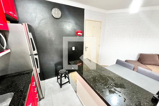 Cozinha e Área de Serviço de apartamento à venda com 2 quartos, 49m² em Vila Bela Vista (zona Norte), São Paulo
