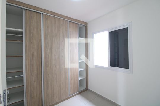 Suíte 1 de casa de condomínio à venda com 2 quartos, 81m² em Vila Romano, São Paulo