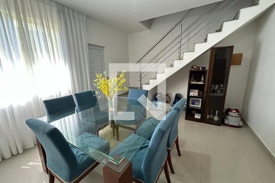 Sala de Jantar de casa para alugar com 2 quartos, 200m² em Campinho, Rio de Janeiro