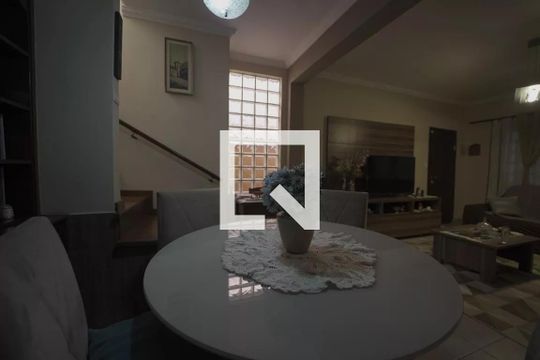 Casa à venda com 4 quartos, 235m² em Vila Leopoldina, São Paulo