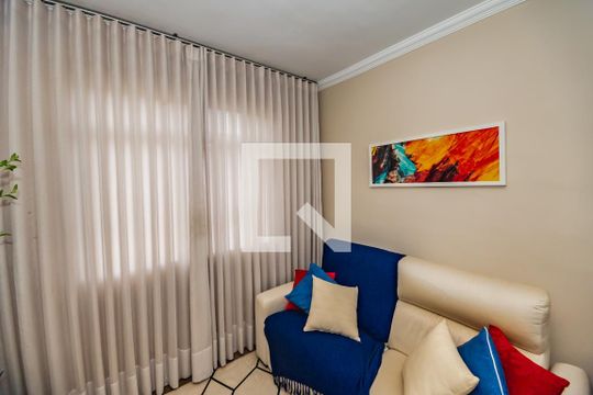 Apartamento à venda com 3 quartos, 70m² em Indaiá, Belo Horizonte