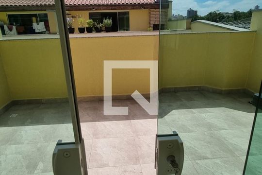 Apartamento à venda com 2 quartos, 100m² em Vila Curuçá, Santo André
