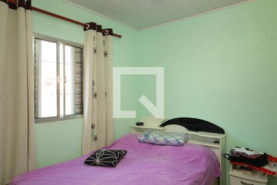 Quarto 1 de casa à venda com 4 quartos, 150m² em Vila Carmosina, São Paulo