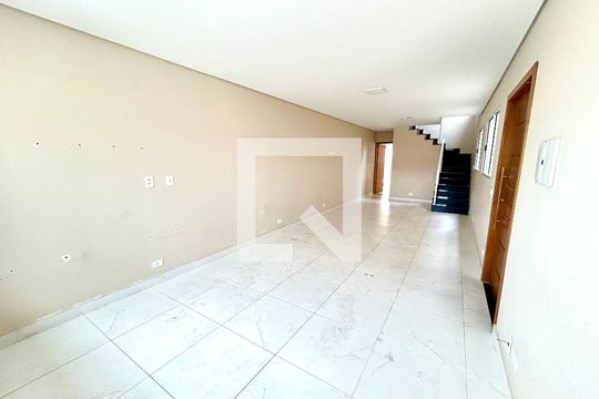Sala de casa à venda com 3 quartos, 120m² em Vila Barros, Guarulhos