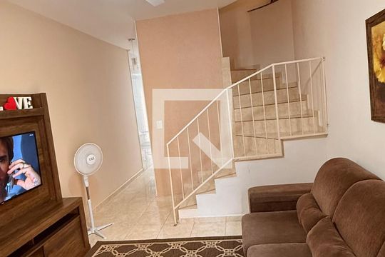 Casa à venda com 2 quartos, 90m² em Jardim Itália II, Várzea Paulista