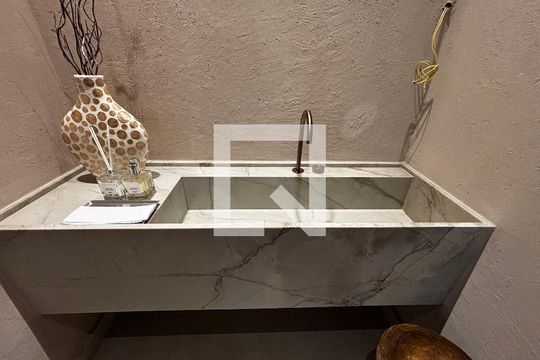 Lavabo de casa de condomínio à venda com 5 quartos, 1500m² em Barra da Tijuca, Rio de Janeiro