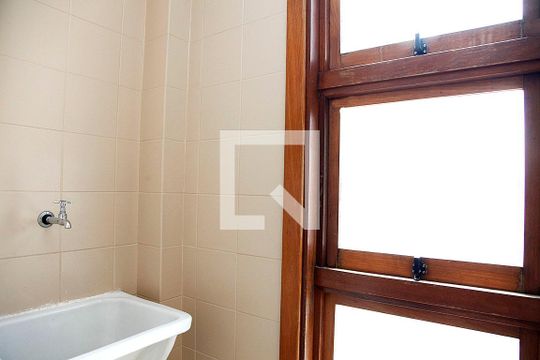 Cozinha + Área de Serviço de apartamento à venda com 1 quarto, 59m² em Independência, Porto Alegre
