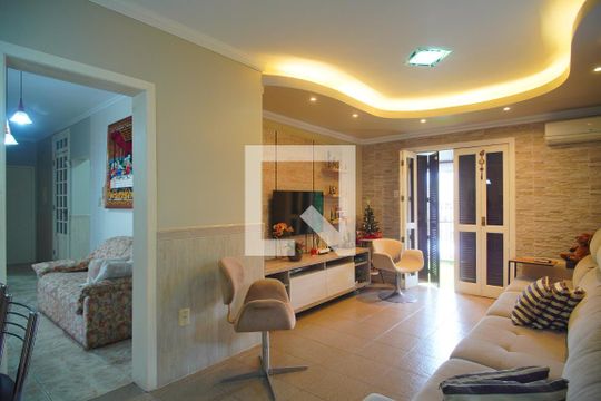 Sala 1 de casa à venda com 4 quartos, 290m² em Feitoria, São Leopoldo