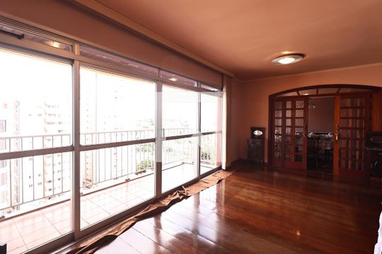 Sala de apartamento à venda com 4 quartos, 146m² em Vila Bastos, Santo André