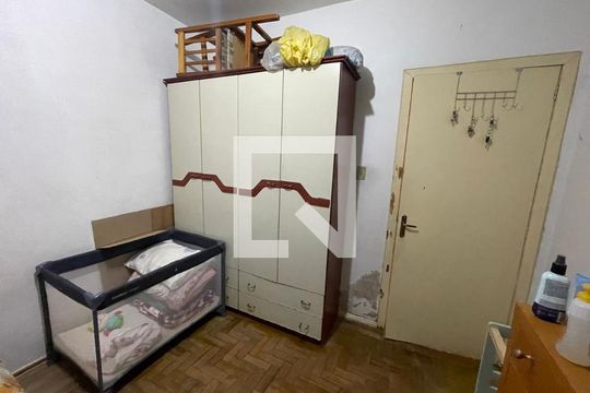 Quarto 2 de casa à venda com 4 quartos, 55m² em Ouro Branco, Novo Hamburgo