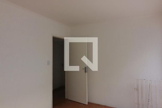 Área de Serviço de casa para alugar com 4 quartos, 327m² em Santa Terezinha, São Bernardo do Campo
