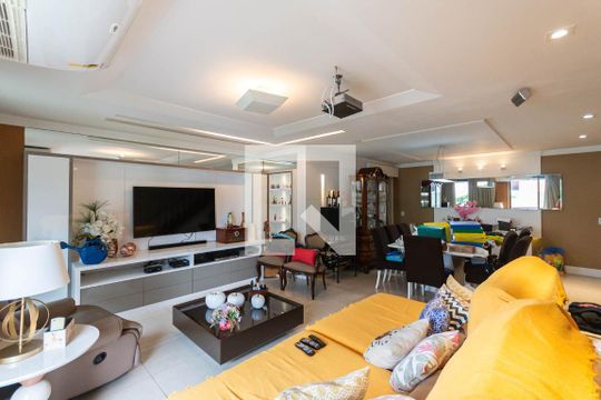 Sala de apartamento à venda com 4 quartos, 314m² em Tijuca, Rio de Janeiro