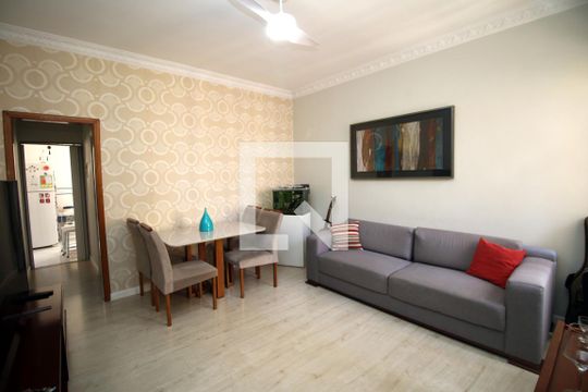 Sala de apartamento para alugar com 2 quartos, 55m² em Olaria, Rio de Janeiro