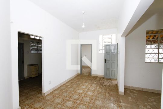 Copa de casa à venda com 5 quartos, 320m² em Carlos Prates, Belo Horizonte