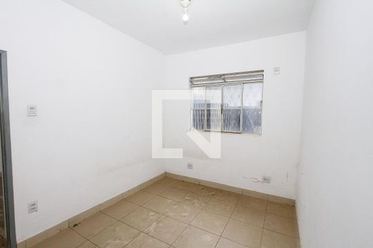 Quarto 1 de casa à venda com 5 quartos, 320m² em Carlos Prates, Belo Horizonte