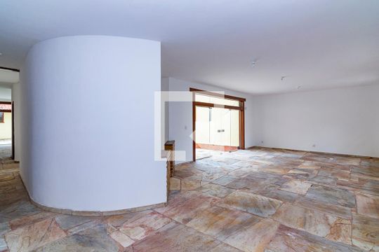 Sala 1 de casa à venda com 4 quartos, 478m² em Santa Lúcia, Belo Horizonte
