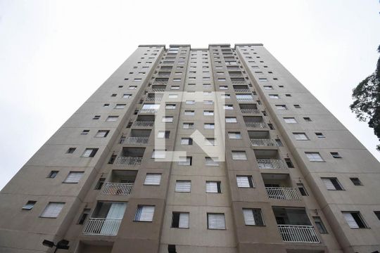 Fachada de apartamento para alugar com 2 quartos, 46m² em Jardim Henriqueta, Taboão da Serra