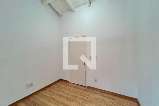 Quarto 2 de casa à venda com 4 quartos, 220m² em Jardim America, São Leopoldo