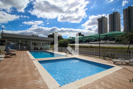 Área comum - Piscina de apartamento para alugar com 2 quartos, 52m² em Jardim Guarujá, Sorocaba