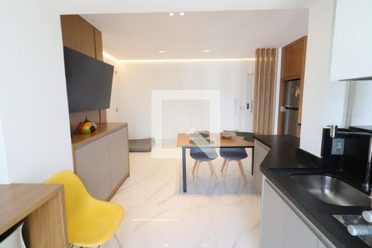 Sala de apartamento à venda com 2 quartos, 63m² em Centro, Osasco