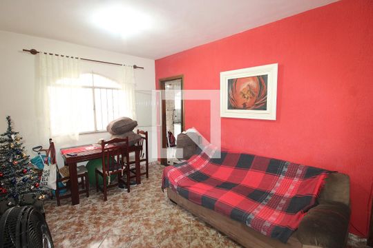 Sala de casa para alugar com 2 quartos, 90m² em Vila Valqueire, Rio de Janeiro