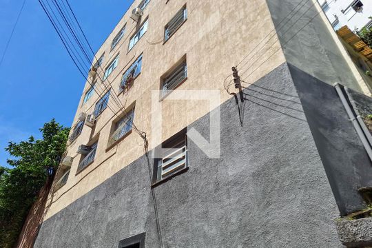 Fachada de apartamento à venda com 2 quartos, 117m² em Santa Rosa, Niterói