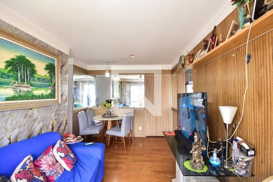 Sala de apartamento à venda com 2 quartos, 56m² em Vila Sonia do Taboao, Taboão da Serra