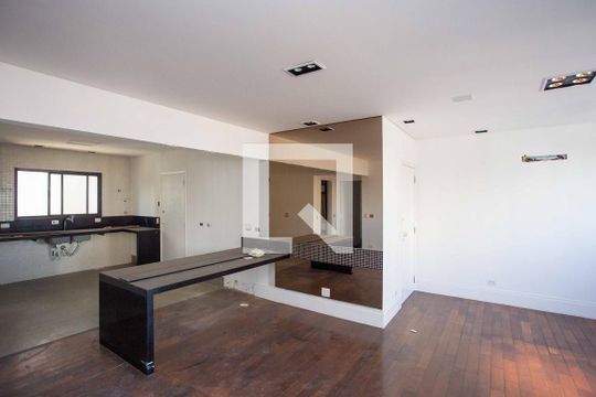 Apartamento para alugar com 2 quartos, 209m² em Centro, Diadema