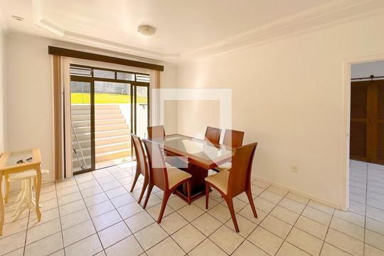 Sala de Jantar de casa para alugar com 4 quartos, 260m² em Jardim Cidade de Florianopolis, São José