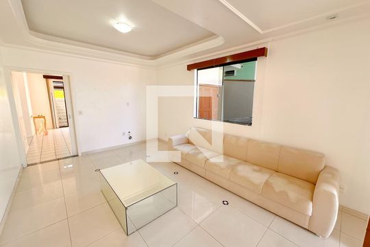 Sala de TV de casa para alugar com 4 quartos, 260m² em Jardim Cidade de Florianopolis, São José